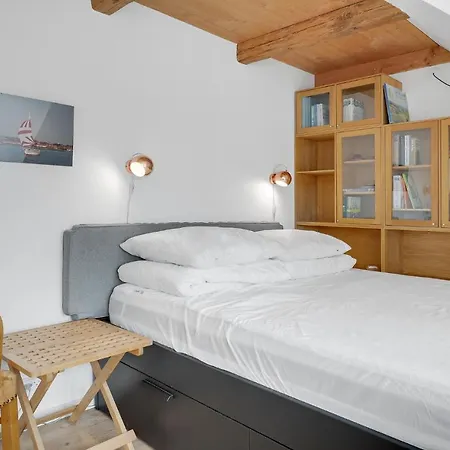 Semesterbostad Amazing In Allinge-Sandvig
